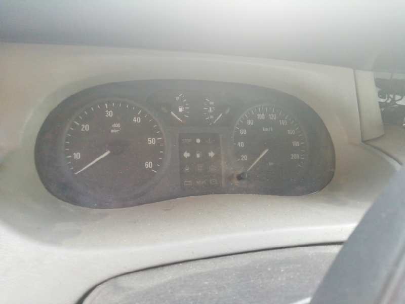Recambio de cuadro instrumentos para opel vivaro combi 2.7t corto referencia OEM IAM 8200295452 8200295452 