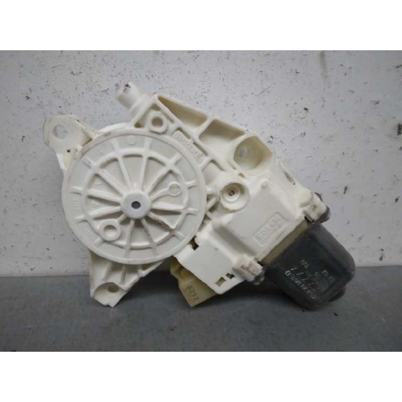 Recambio de motor elevalunas trasero derecho para mercedes-benz clase c (w204) berlina c 220 cdi (204.008) referencia OEM IAM 01