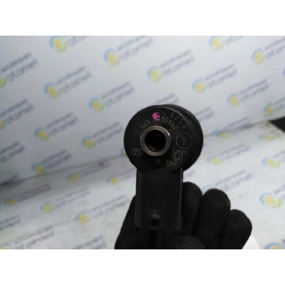 Recambio de inyector para opel astra h berlina 1.7 16v cdti referencia OEM IAM 0445110175  