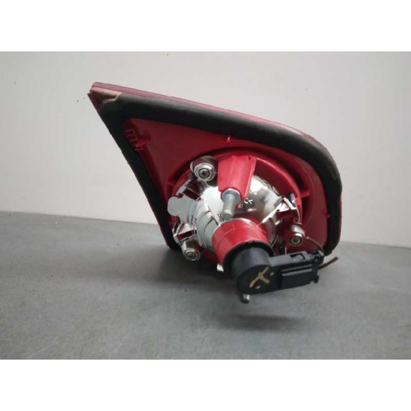 Recambio de piloto trasero derecho interior para volkswagen passat berlina (3c2) 2.0 tdi referencia OEM IAM 3C5945094E  