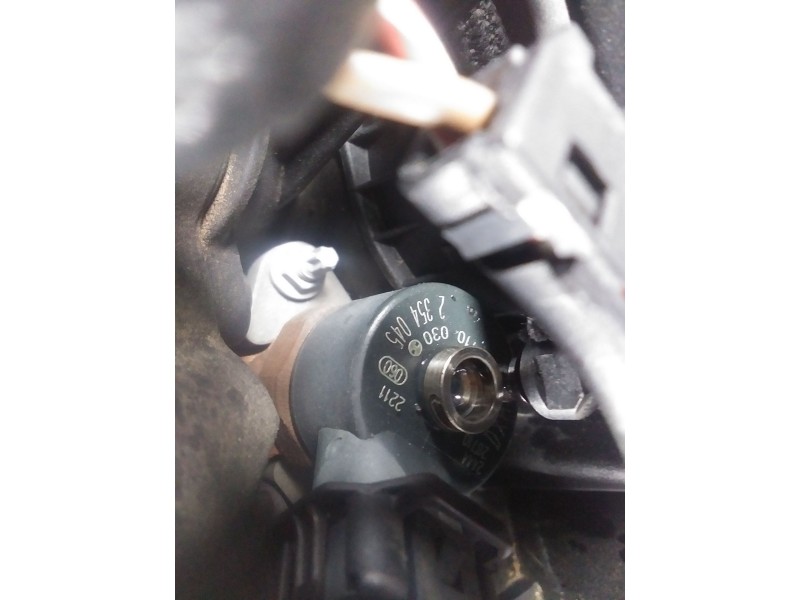 Recambio de inyector para rover 75 (rj) 2.0 cdt referencia OEM IAM 0445110030  