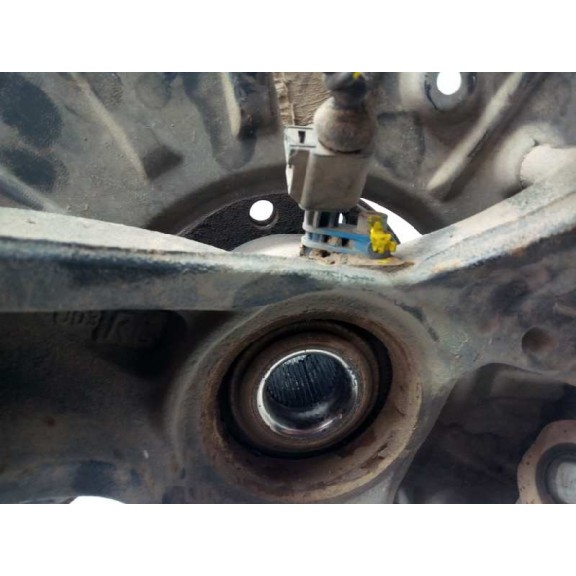 Recambio de mangueta delantera derecha para volkswagen touareg (7la) tdi r5 referencia OEM IAM 7L6407258A  