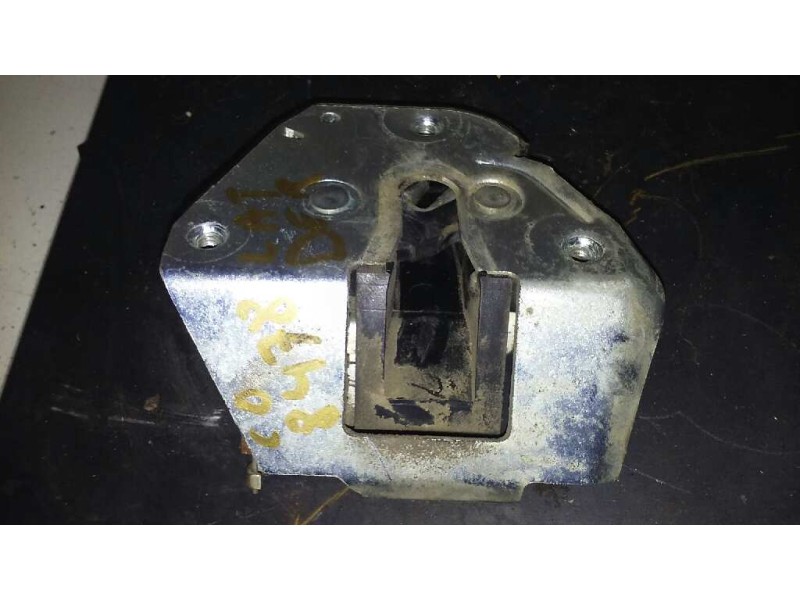 Recambio de cerradura puerta trasera derecha para peugeot partner (s2) combi plus referencia OEM IAM   LATERAL