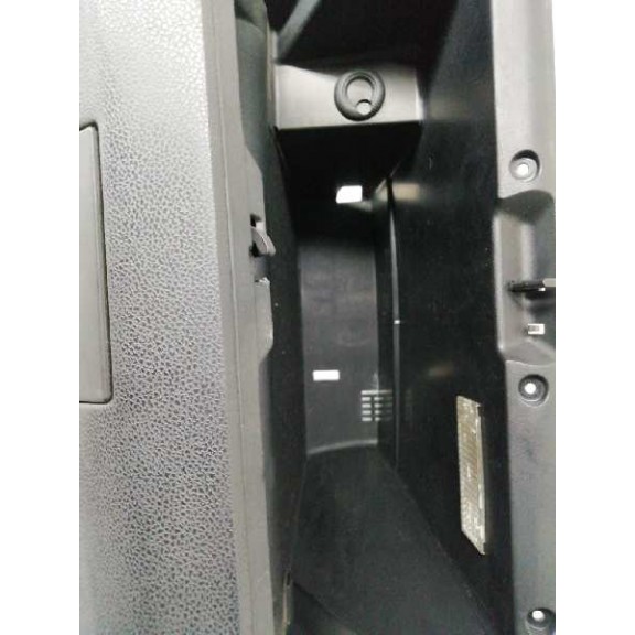 Recambio de guantera para mercedes-benz clase a (w169) a 150 (169.331) referencia OEM IAM JC1005483 NEGRA 