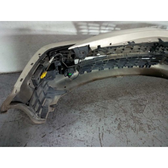 Recambio de paragolpes delantero para renault megane ii classic berlina 1.6 16v referencia OEM IAM   