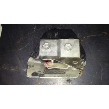 Recambio de cerradura puerta trasera derecha para peugeot partner (s2) combi plus referencia OEM IAM   LATERAL