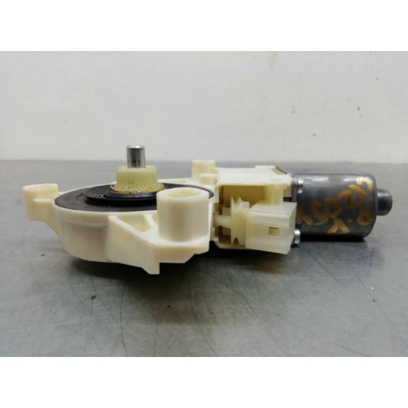 Recambio de motor elevalunas delantero derecho para mercedes-benz clase b (w246) b 180 cdi be (246.200) referencia OEM IAM A2469