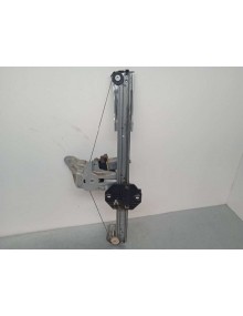 Recambio de elevalunas delantero izquierdo para dacia sandero laureate referencia OEM IAM 0371001 M13616C00 2 PINS