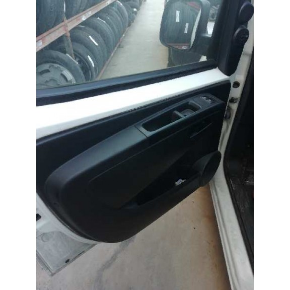 Recambio de guarnecido puerta delantera izquierda para fiat fiorino 1.3 16v jtd cat referencia OEM IAM   