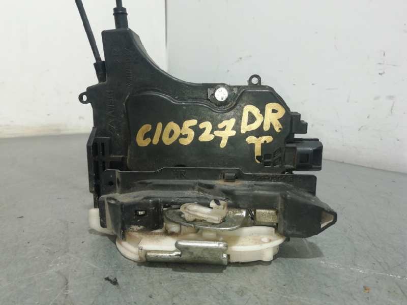 Recambio de cerradura puerta trasera derecha para peugeot 4007 premium referencia OEM IAM   