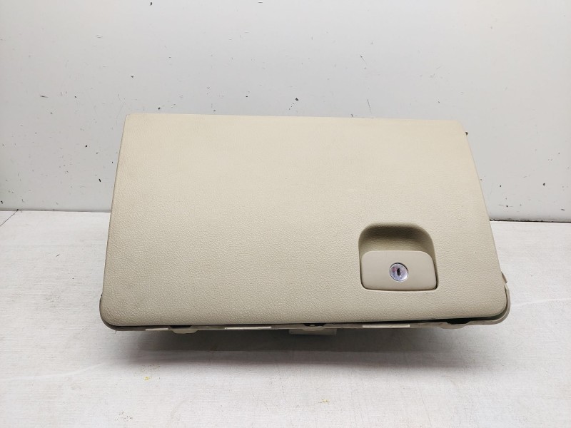 Recambio de guantera para hyundai santa fé ii (cm) 2.2 crdi referencia OEM IAM 845412B000  