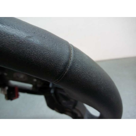 Recambio de volante para ford c-max titanium referencia OEM IAM AM513600BF3 DESGASTADO 