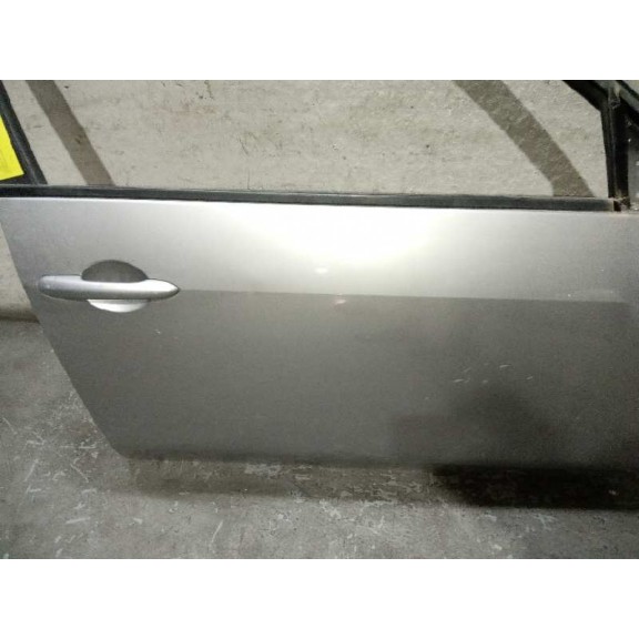 Recambio de puerta delantera derecha para nissan primera berlina (p12) acenta referencia OEM IAM   