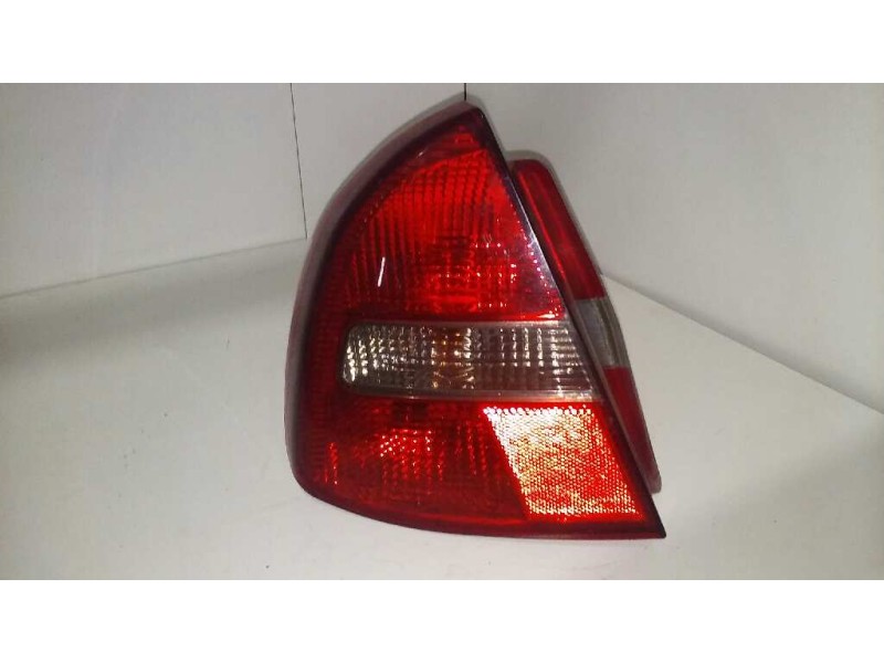 Recambio de piloto trasero izquierdo para mitsubishi carisma berlina 5 (da0) 1600 classic referencia OEM IAM   