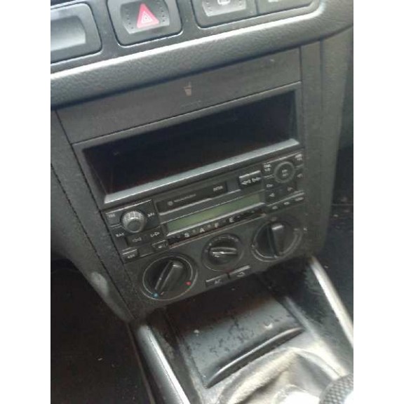 Recambio de sistema audio / radio cd para volkswagen golf iv berlina (1j1) 1.6 16v referencia OEM IAM   