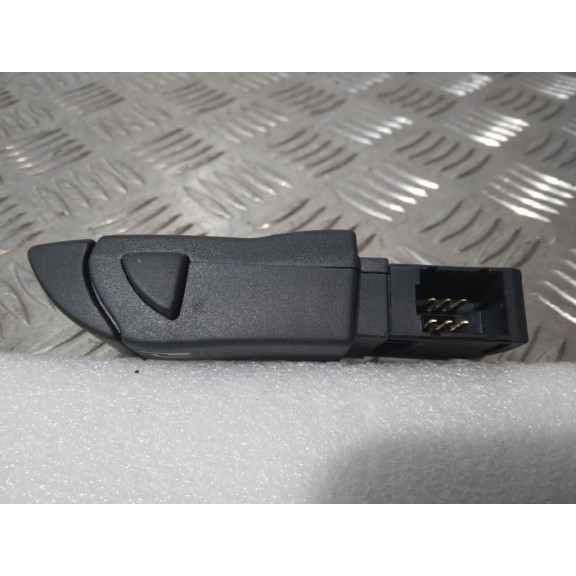 Recambio de mando volante para renault espace iv (jk0) dynamique referencia OEM IAM 34442201AF 7701049643 RADIO