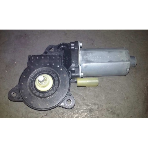 Recambio de motor elevalunas delantero derecho para ford fusion (cbk) urban 4 referencia OEM IAM 0130821939  