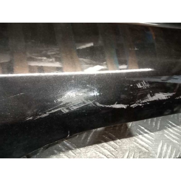 Recambio de aleta delantera izquierda para ssangyong rodius xdi referencia OEM IAM  NEGRO ROZADA