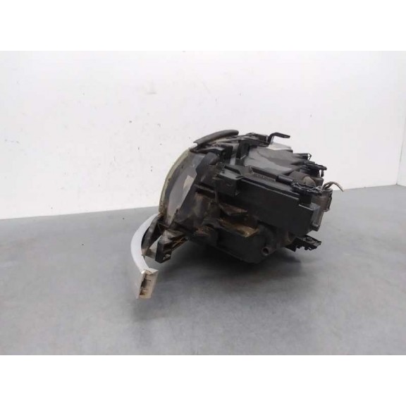 Recambio de faro izquierdo para bmw serie 3 berlina (e46) 320d referencia OEM IAM 5820100000 63126906493 
