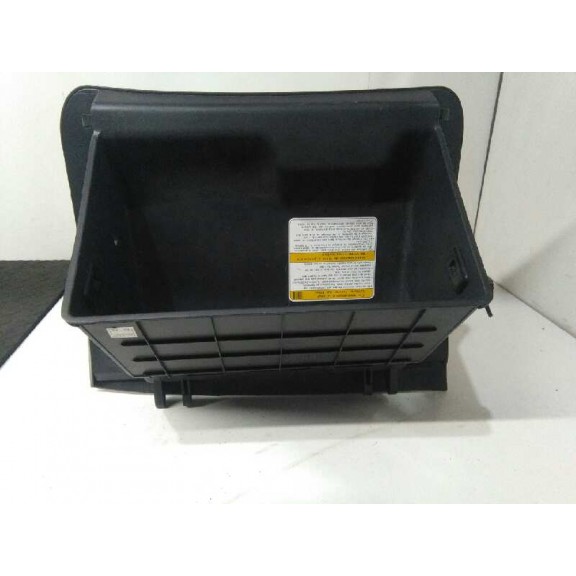 Recambio de guantera para kia sportage cup referencia OEM IAM   