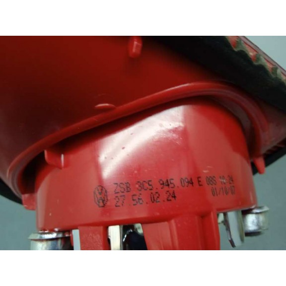 Recambio de piloto trasero derecho interior para volkswagen passat berlina (3c2) advance referencia OEM IAM  3C5945094C RAYADO