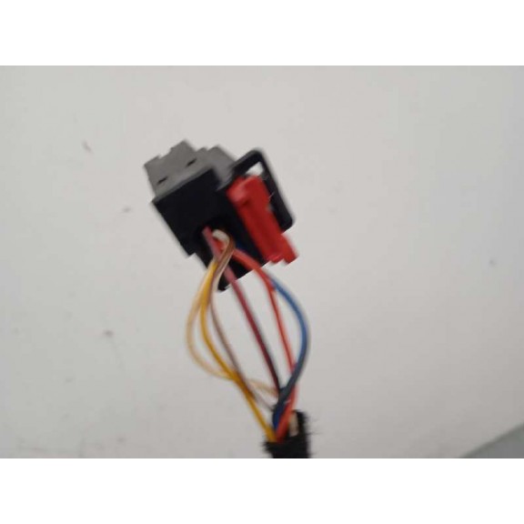 Recambio de retrovisor derecho para volkswagen passat berlina (3c2) advance referencia OEM IAM  INTERMITENTE ROTO 6 CABLES