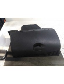 Recambio de guantera para renault megane iii berlina 5 p bose edition referencia OEM IAM 681083896R  681083896R