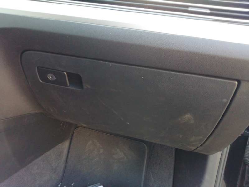 Recambio de guantera para volkswagen passat variant (3g5) advance bmt referencia OEM IAM   
