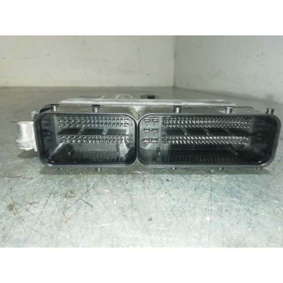 Recambio de centralita motor uce para seat ibiza st (6p8) referencia OEM IAM 04B907445 28459901 