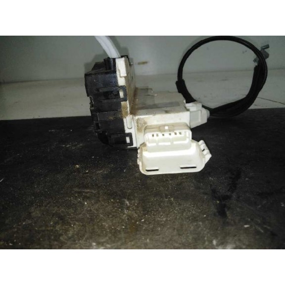 Recambio de cerradura puerta delantera derecha para peugeot 407 st confort referencia OEM IAM 9660698180F  