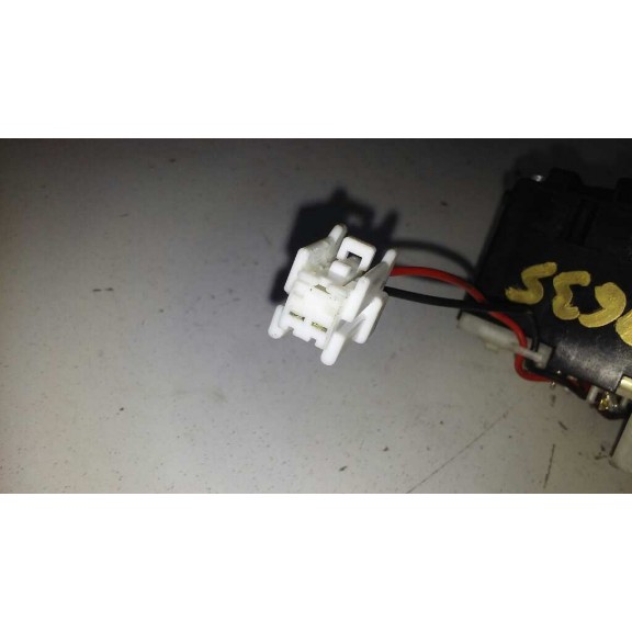 Recambio de mando luces para renault captur luxe referencia OEM IAM E10670325  