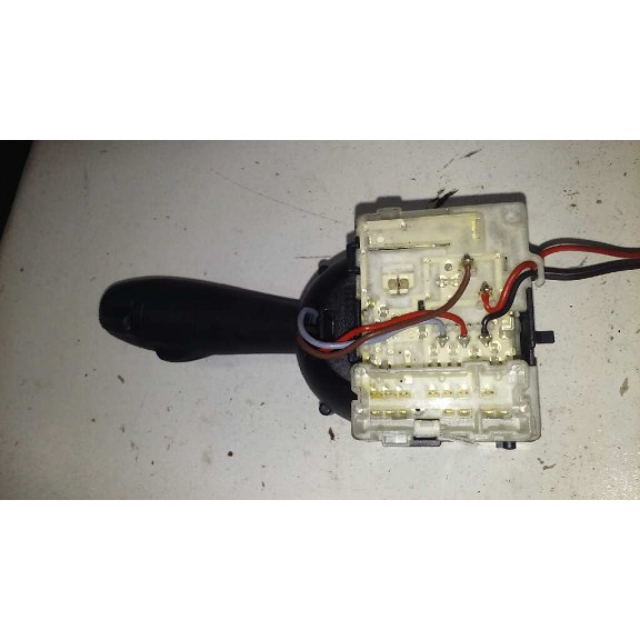 Recambio de mando luces para renault captur luxe referencia OEM IAM E10670325  