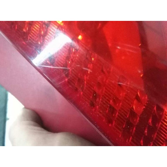 Recambio de piloto trasero derecho para ford fiesta (cb1) titanium referencia OEM IAM 8A6113A602AB 8A6113404A 