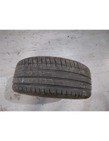 Recambio de neumatico para ford focus st-line referencia OEM IAM 235-40-1895W X1 18´´