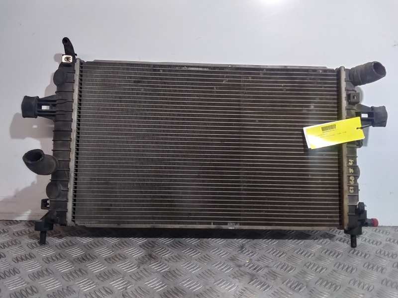 Recambio de radiador agua para opel astra gtc cosmo referencia OEM IAM 13128801 13145210 1300265
