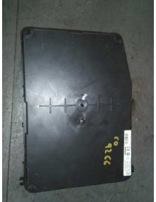 Recambio de caja reles / fusibles para renault scenic ii grand confort dynamique referencia OEM IAM 8200525384  