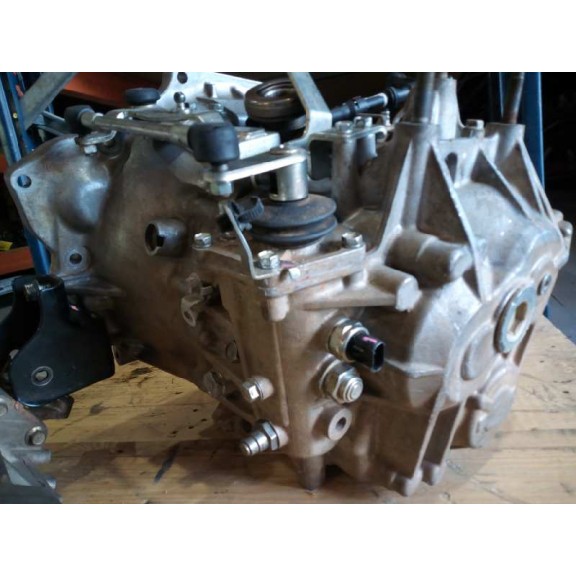 Recambio de caja casco para citroën c-crosser 2.2 hdi fap cat referencia OEM IAM   