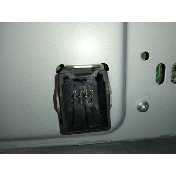 Recambio de display para opel insignia berlina cosmo referencia OEM IAM 22764032 22764032 NAVEGADOR