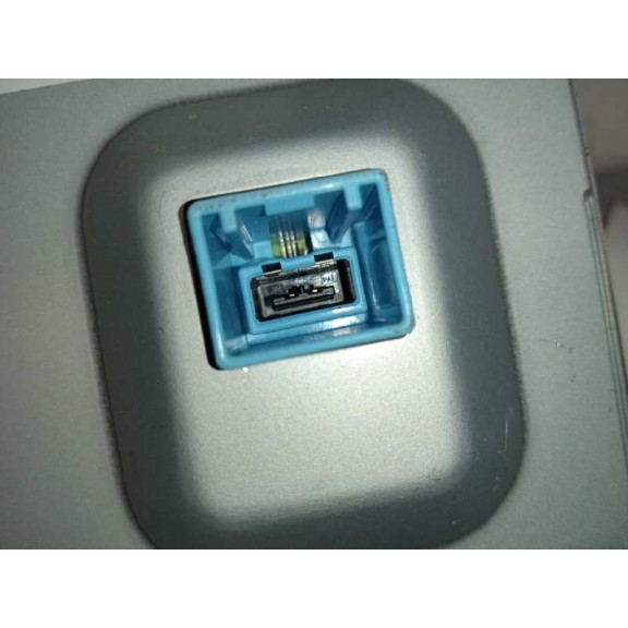 Recambio de display para opel insignia berlina cosmo referencia OEM IAM 22764032 22764032 NAVEGADOR