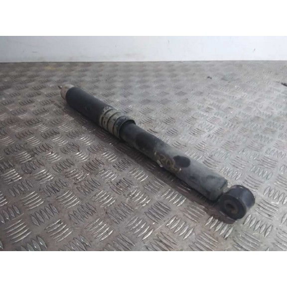 Recambio de amortiguador trasero derecho para renault clio iv limited referencia OEM IAM 562109815R  