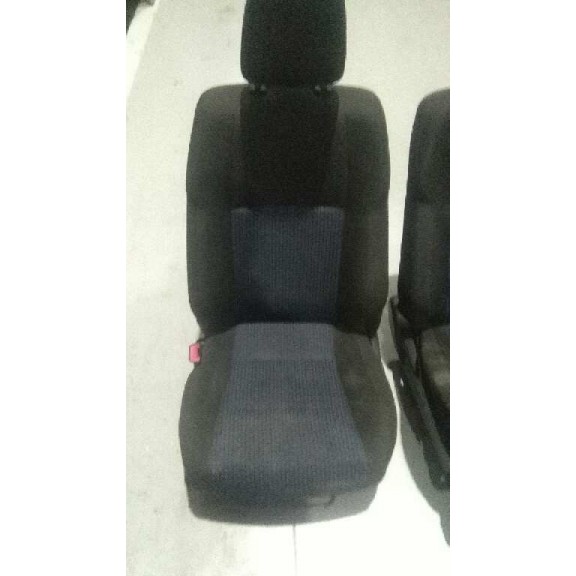 Recambio de juego asientos completo para toyota auris 1.4 turbodiesel cat referencia OEM IAM  MANUAL 5P
