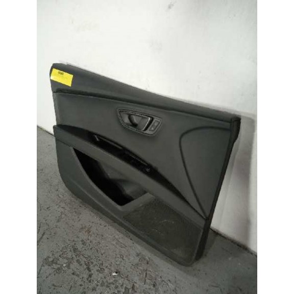 Recambio de guarnecido puerta delantera izquierda para seat leon st (5f8) fr referencia OEM IAM  SIN BOTONERA 