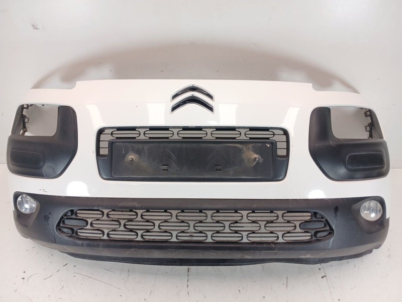 Recambio de paragolpes delantero para citroën c4 cactus 1.2 thp 110 referencia OEM IAM 9801741077  