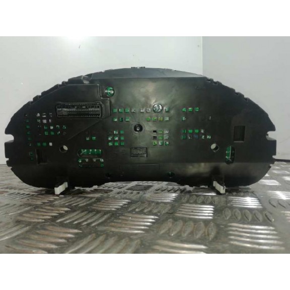 Recambio de cuadro instrumentos para hyundai i40 comfort referencia OEM IAM 940013Z046 6000 RPM 240 KM/H 