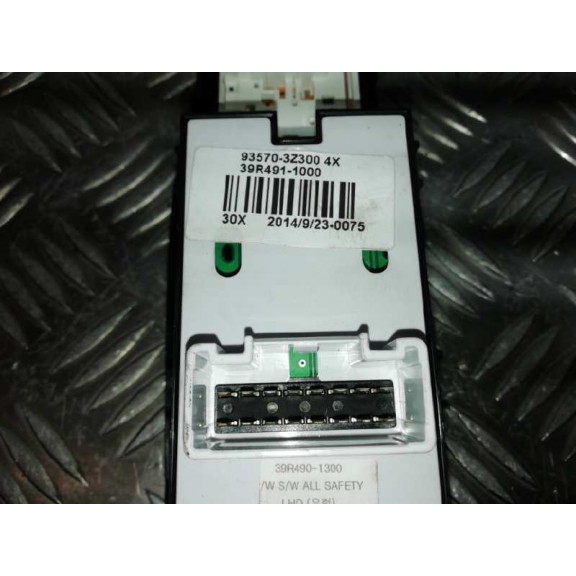 Recambio de mando elevalunas delantero izquierdo para hyundai i40 comfort referencia OEM IAM 39R4911000  
