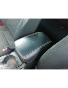 Recambio de apoyabrazos central para hyundai ix35 classic 2wd referencia OEM IAM    2