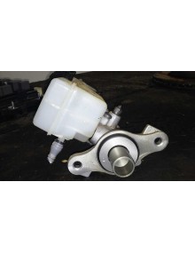 Recambio de bomba freno para renault captur luxe referencia OEM IAM   TRW 2