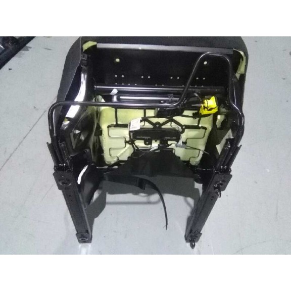 Recambio de asiento delantero derecho para renault captur luxe referencia OEM IAM   CON AIRBAG