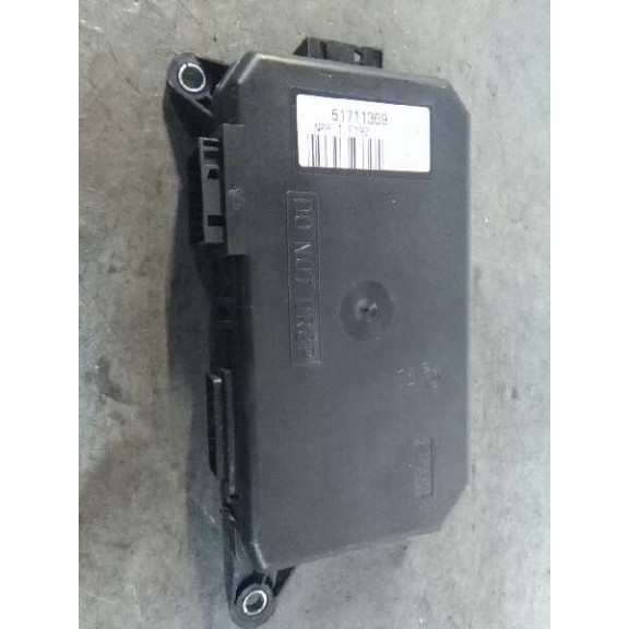 Recambio de centralita cierre para fiat stilo (192) 1.9 jtd / 1.9 jtd 115 active referencia OEM IAM 51711369  