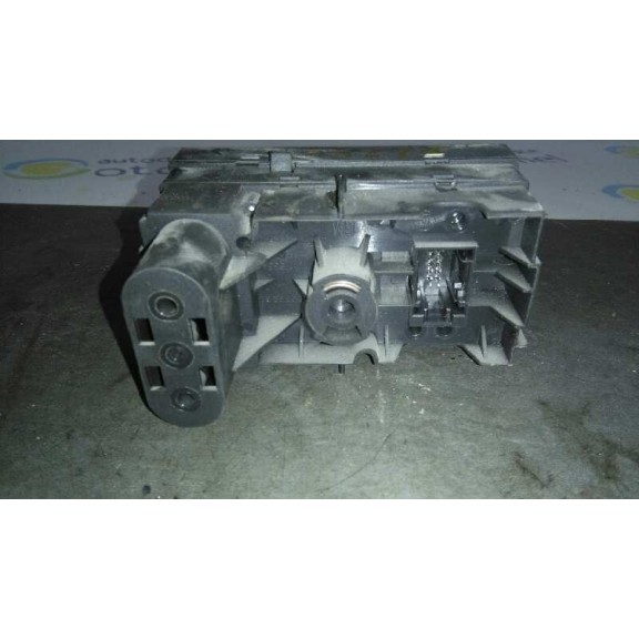 Recambio de mando luces para opel meriva cosmo referencia OEM IAM 93394755  